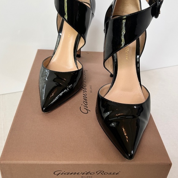 Designer Gianvito Rossi Sz 36.5/6.5 Vela Strappy Black Patent Leather Heels - Picture 2 of 10